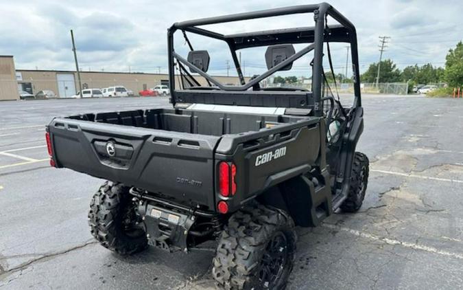 2024 Can-Am® Defender DPS HD9 Timeless Black