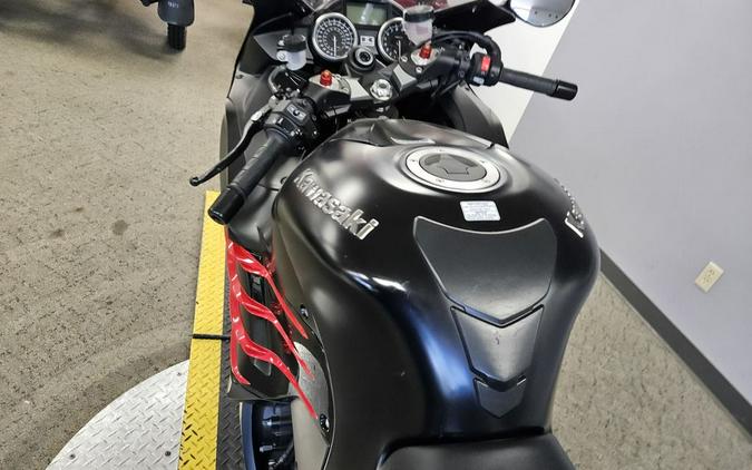 2014 Kawasaki Ninja® ZX™-14 ABS