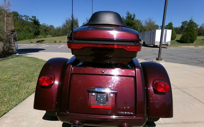 2019 Harley-Davidson® FLHTCUTG - Tri Glide® Ultra