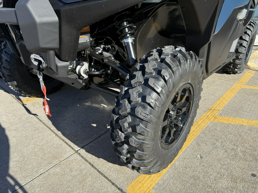 2026 Can-Am Defender XT CAB HD11