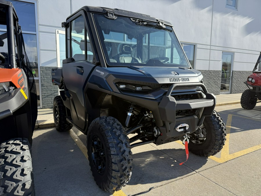 2026 Can-Am Defender XT CAB HD11