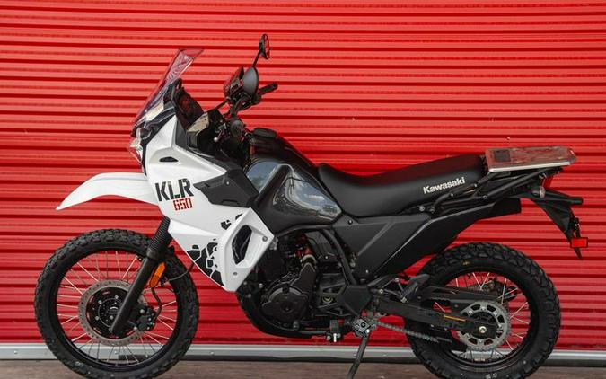2025 Kawasaki KLR®650 Pearl Crystal White/Metallic Carbon Gray