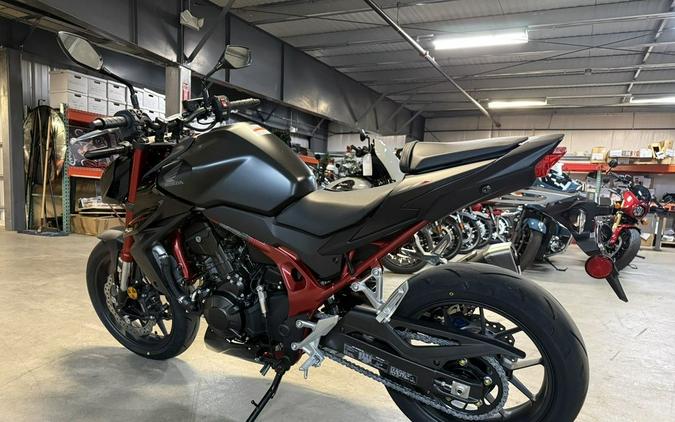 2026 Honda CB750 Hornet E-Clutch
