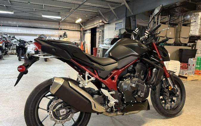 2026 Honda CB750 Hornet E-Clutch