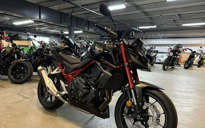 2026 Honda CB750 Hornet E-Clutch