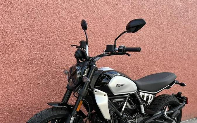 2024 Ducati Scrambler Icon (2G) Black