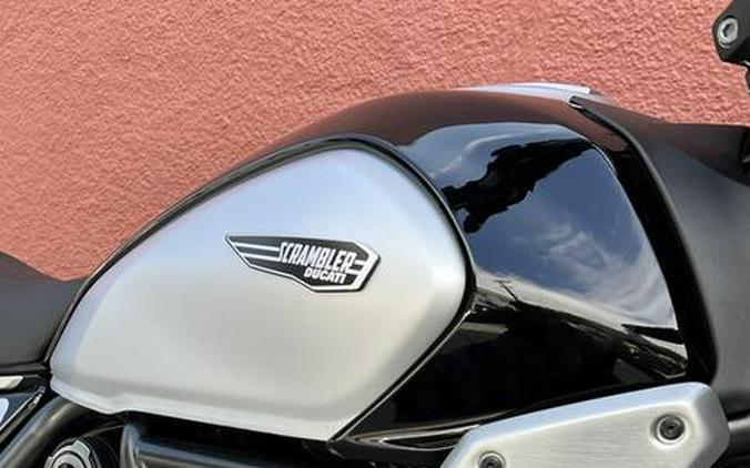 2024 Ducati Scrambler Icon (2G) Black