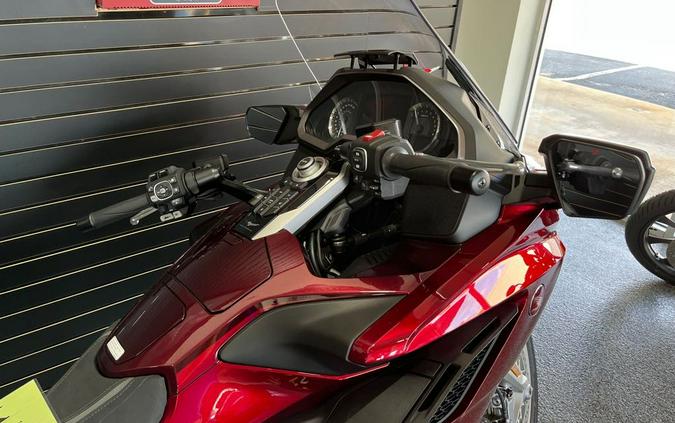 2023 Honda GOLDWING TOUR - Candy Ardent Red