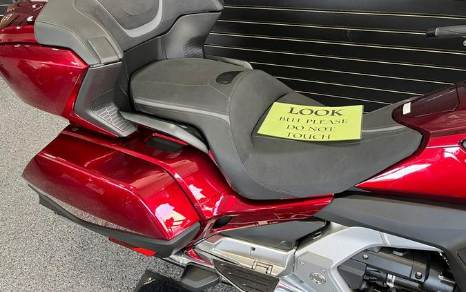 2023 Honda GOLDWING TOUR - Candy Ardent Red