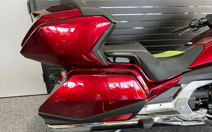 2023 Honda GOLDWING TOUR - Candy Ardent Red