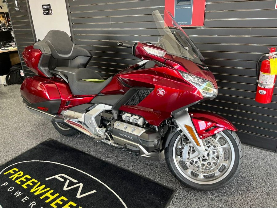 2023 Honda GOLDWING TOUR - Candy Ardent Red