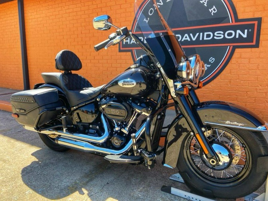 2021 Harley-Davidson® FLHCS - Heritage Classic 114