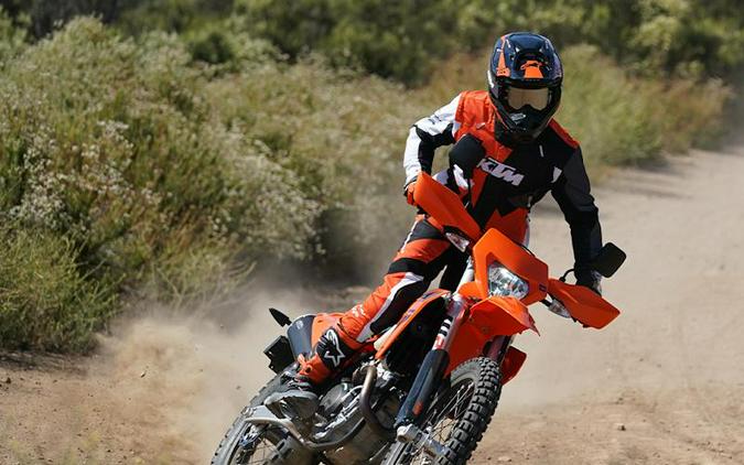 2025 KTM 500 EXC-F Six Days First Look [Fast Facts; 15 Photos]