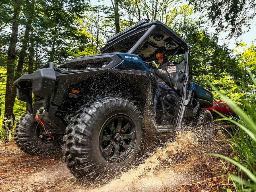 2026 Can-Am Defender MAX XT HD11 with 10.25 in. touchscreen display