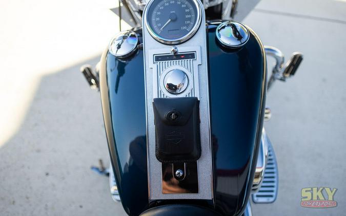 2003 HARLEY ROAD KING CLASSIC