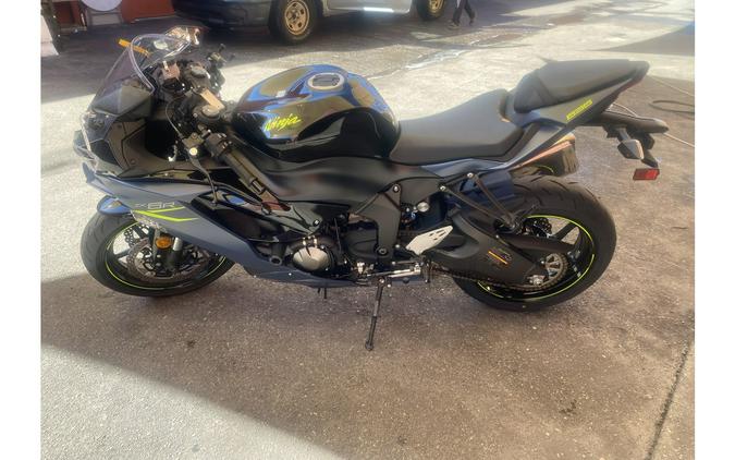 2022 Ninja® ZX™-6R KRT Edition - Kawasaki