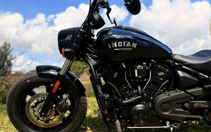 2025 Indian Scout® Bobber Limited +Tech