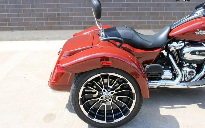 2024 Harley-Davidson® FLTRT - Road Glide® 3