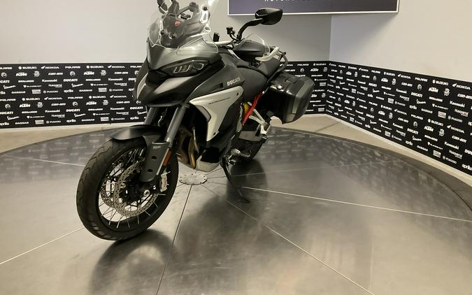 2022 DUCATI MULTISTRADA V4 S - 15623U