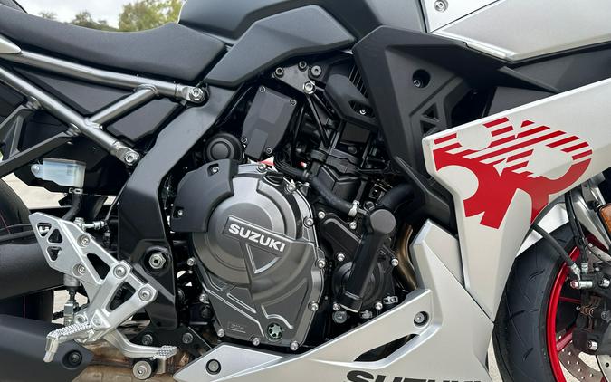 2024 SUZUKI GSX-8R