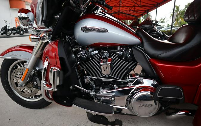 2019 Harley-Davidson Tri Glide Ultra Wicked Red/Barracuda Silver