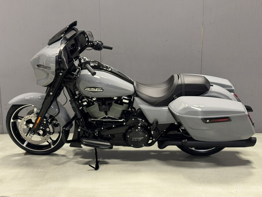 FLHX 2026 Street Glide®