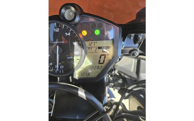2019 YZF-R6 - Yamaha