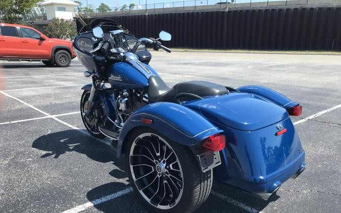 2023 Harley-Davidson® FLTRT - Road Glide® 3