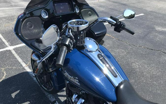 2023 Harley-Davidson® FLTRT - Road Glide® 3