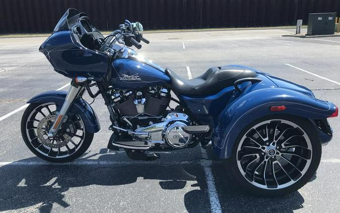 2023 Harley-Davidson® FLTRT - Road Glide® 3