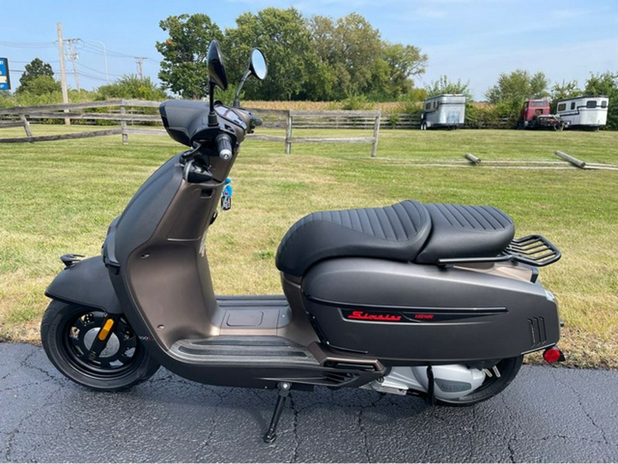 2025 Keeway SIXTIES 300 - BLACK