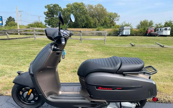 2025 Keeway SIXTIES 300 - BLACK