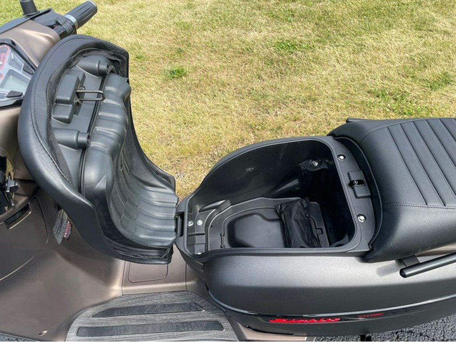 2025 Keeway SIXTIES 300 - BLACK