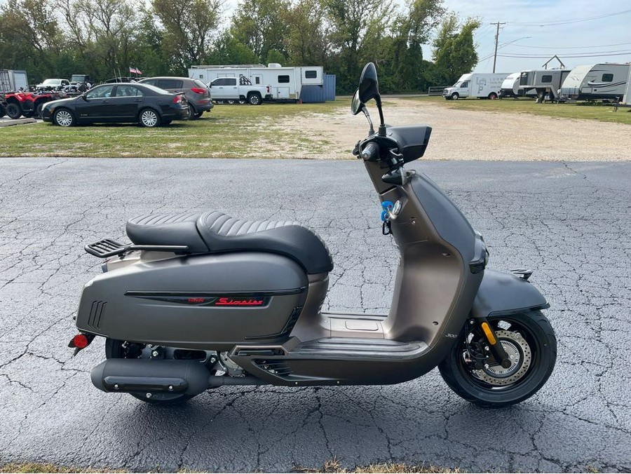 2025 Benelli SIXTIES 300 - BLACK