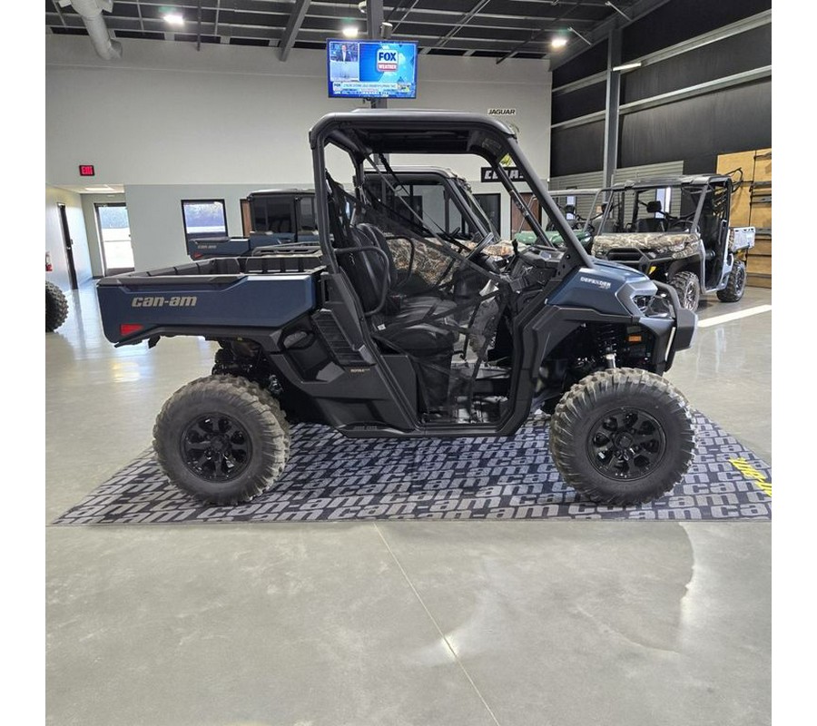 2026 Can-Am® Defender XT HD11