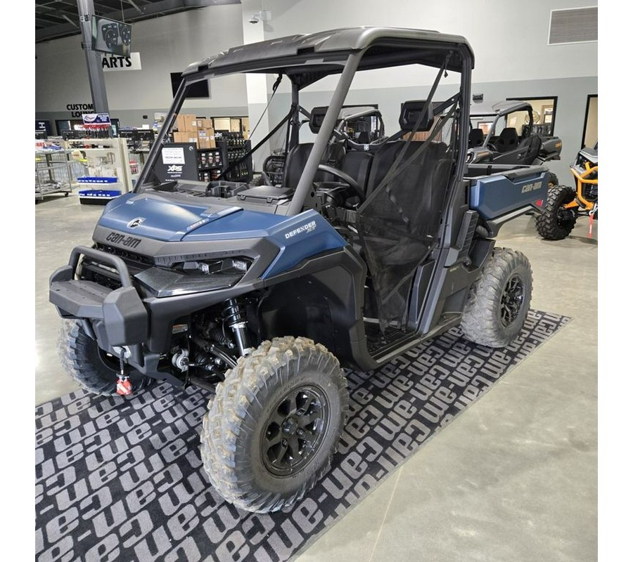 2026 Can-Am® Defender XT HD11