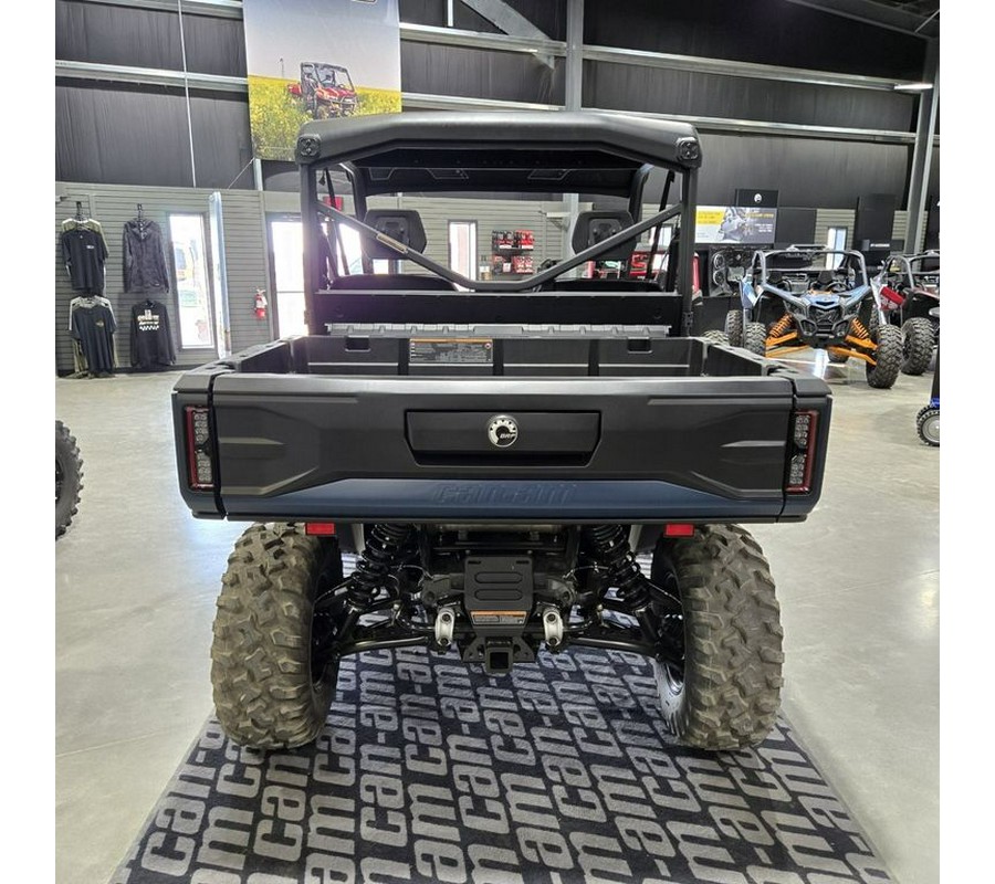 2026 Can-Am® Defender XT HD11