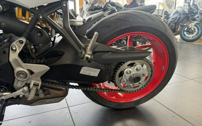 2017 Ducati SuperSport S Star White Silk Red