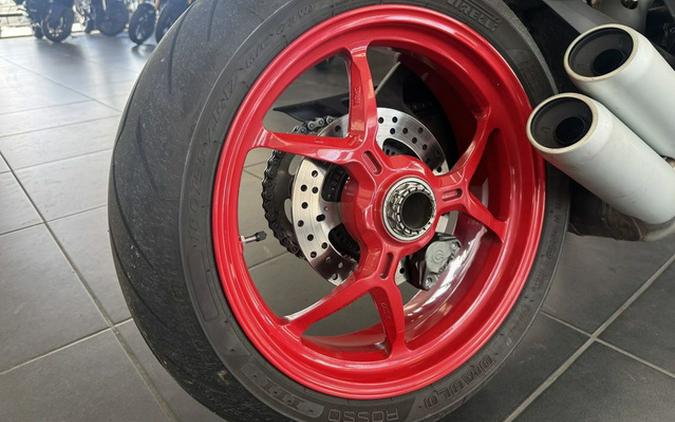 2017 Ducati SuperSport S Star White Silk Red