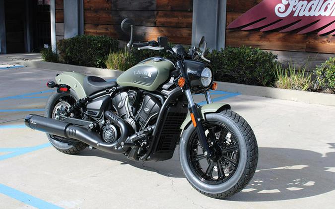2026 Indian Motorcycle® Scout® Bobber Limited +Tech Moss Green Smoke