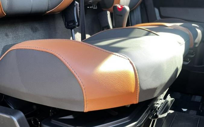 2026 Can-Am Defender MAX Lone Star Cab HD11