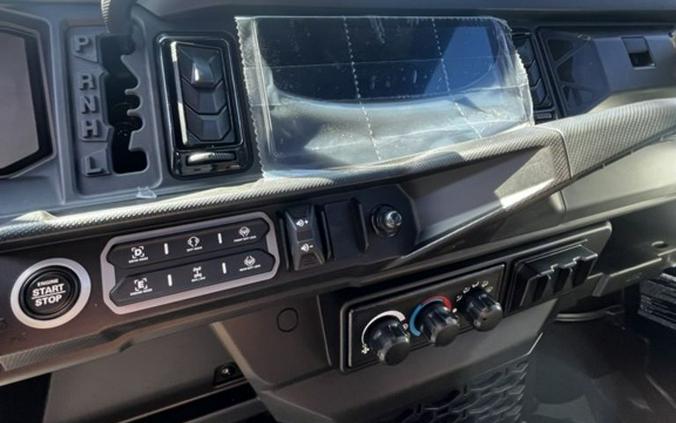 2026 Can-Am Defender MAX Lone Star Cab HD11