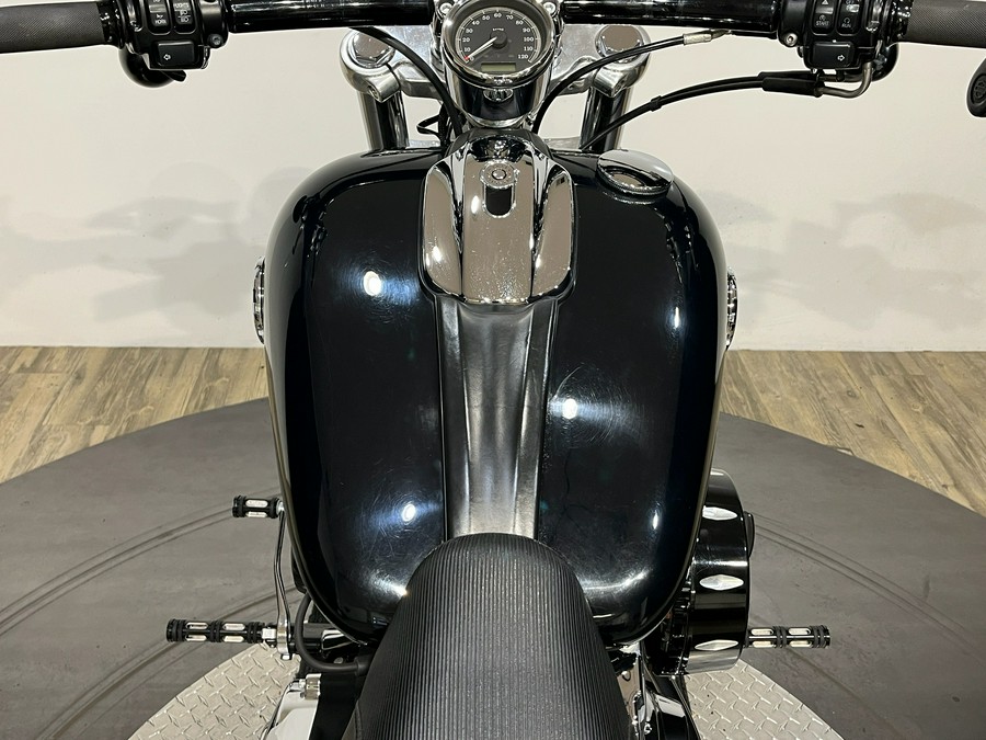 2013 Harley-Davidson Softail® Breakout®
