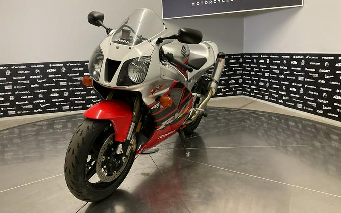 2004 HONDA RC51 Base - 15602U