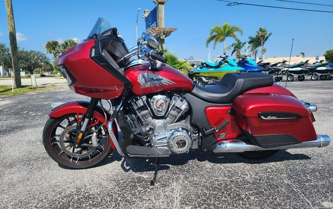 2020 Indian Motorcycle® Challenger Limited Ruby Metallic