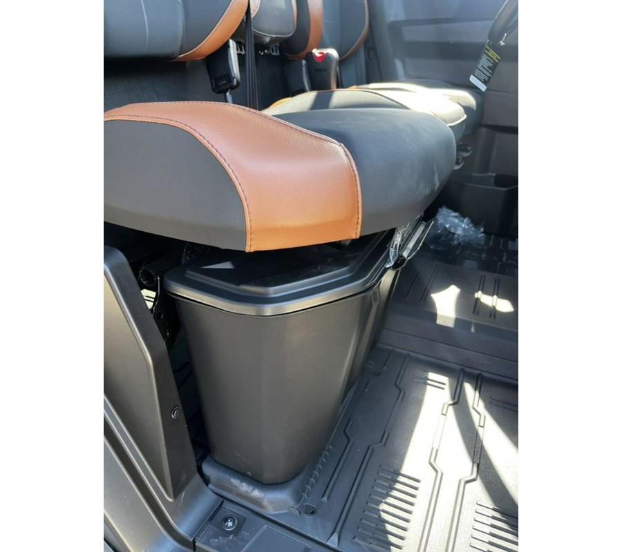 2026 Can-Am Defender MAX Lone Star Cab HD11