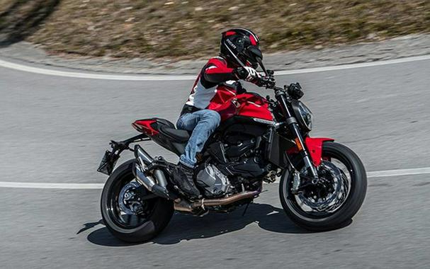2026 Ducati MONSTER 896