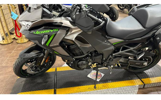 2025 Versys® 1100 SE LT ABS - Kawasaki