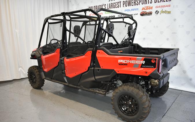 2023 Honda Pioneer 1000-6 Crew Deluxe