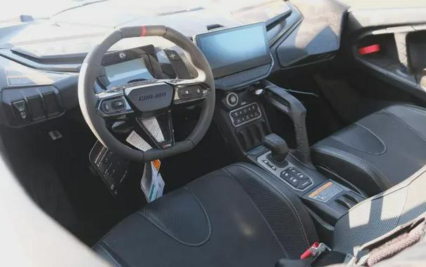 2026 CAN-AM MAVERICK R X RS WITH SMARTSHOX 999T DCT